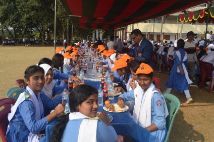 বিদালয়ের বার্ষিক  পিকনিক  -  ২০২৫