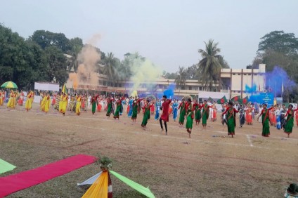 গ্রুপ ডিসপ্লে - ২০২৬